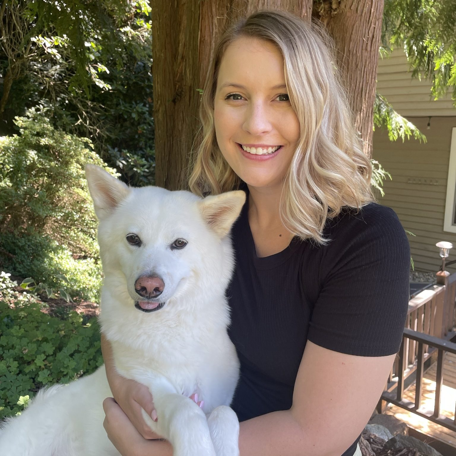 Dr. Sadie Rath professional veterinary photo